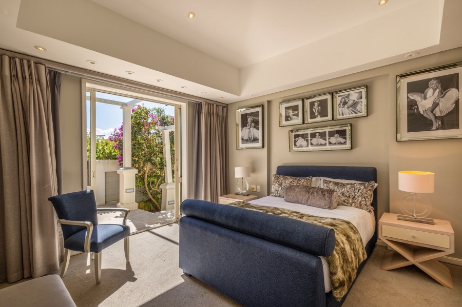 5 Bedroom Property for Sale in Whale Rock Beach Western Cape